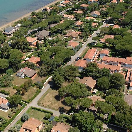 Rta Airone Aparthotel Orbetello Exteriör bild