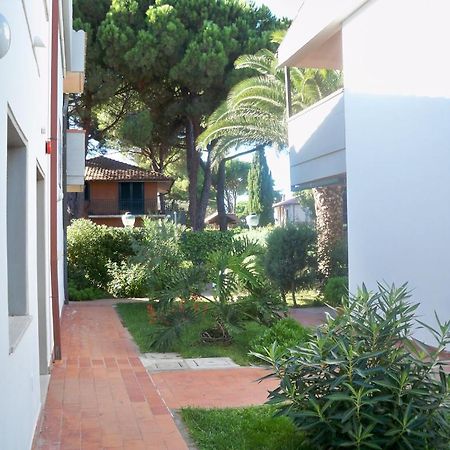 Rta Airone Aparthotel Orbetello Exteriör bild