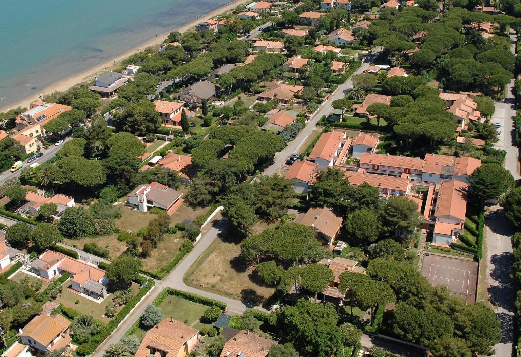Rta Airone Aparthotel Orbetello Exteriör bild