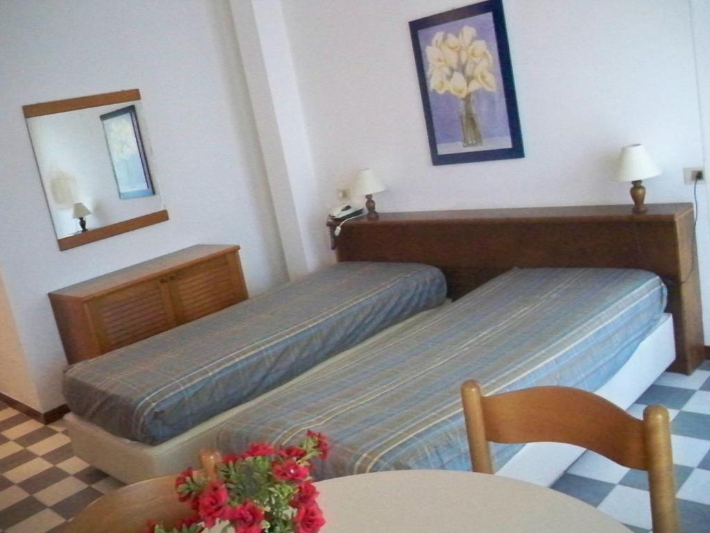 Rta Airone Aparthotel Orbetello Rum bild